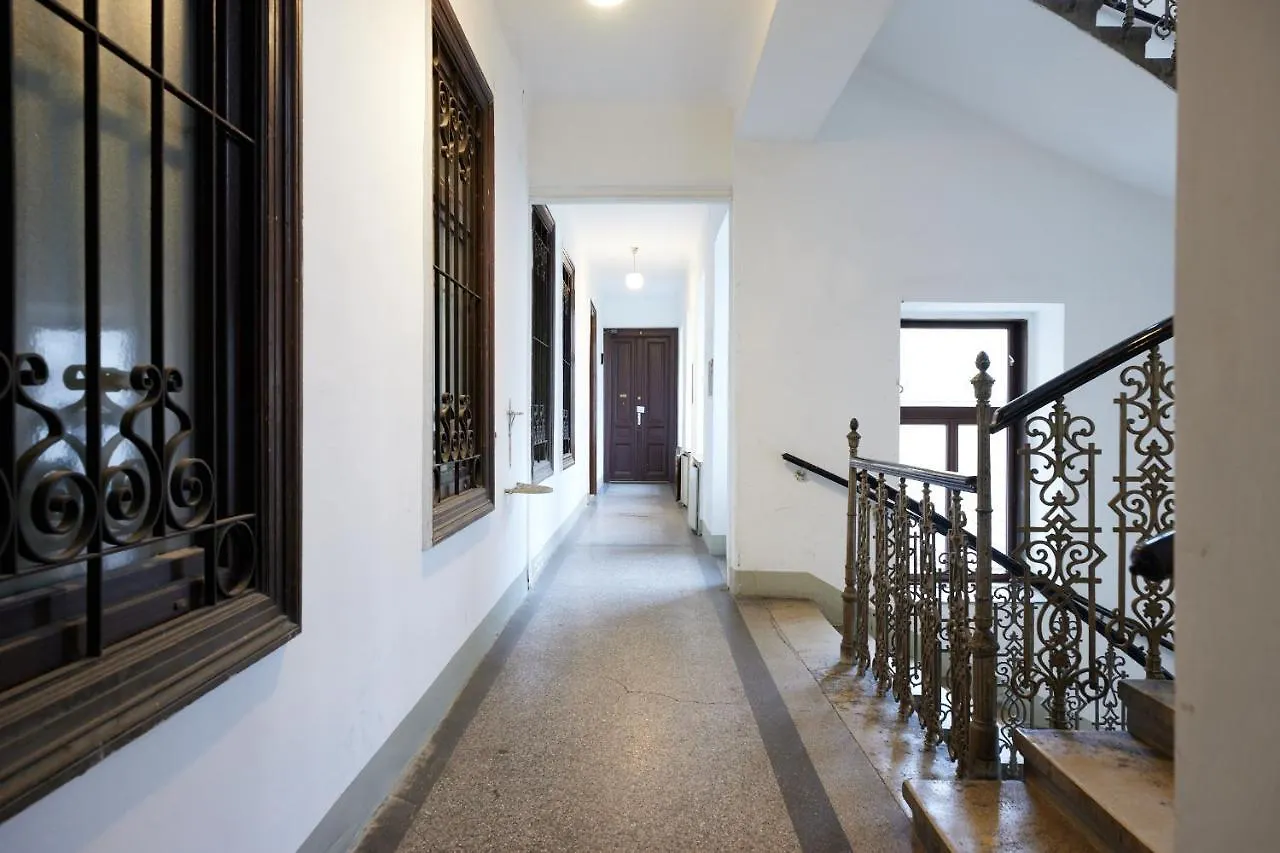 Beautiful Restored - Close To Metro - II Viyana